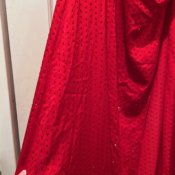 Retrofete gown - Picture 11 of 11